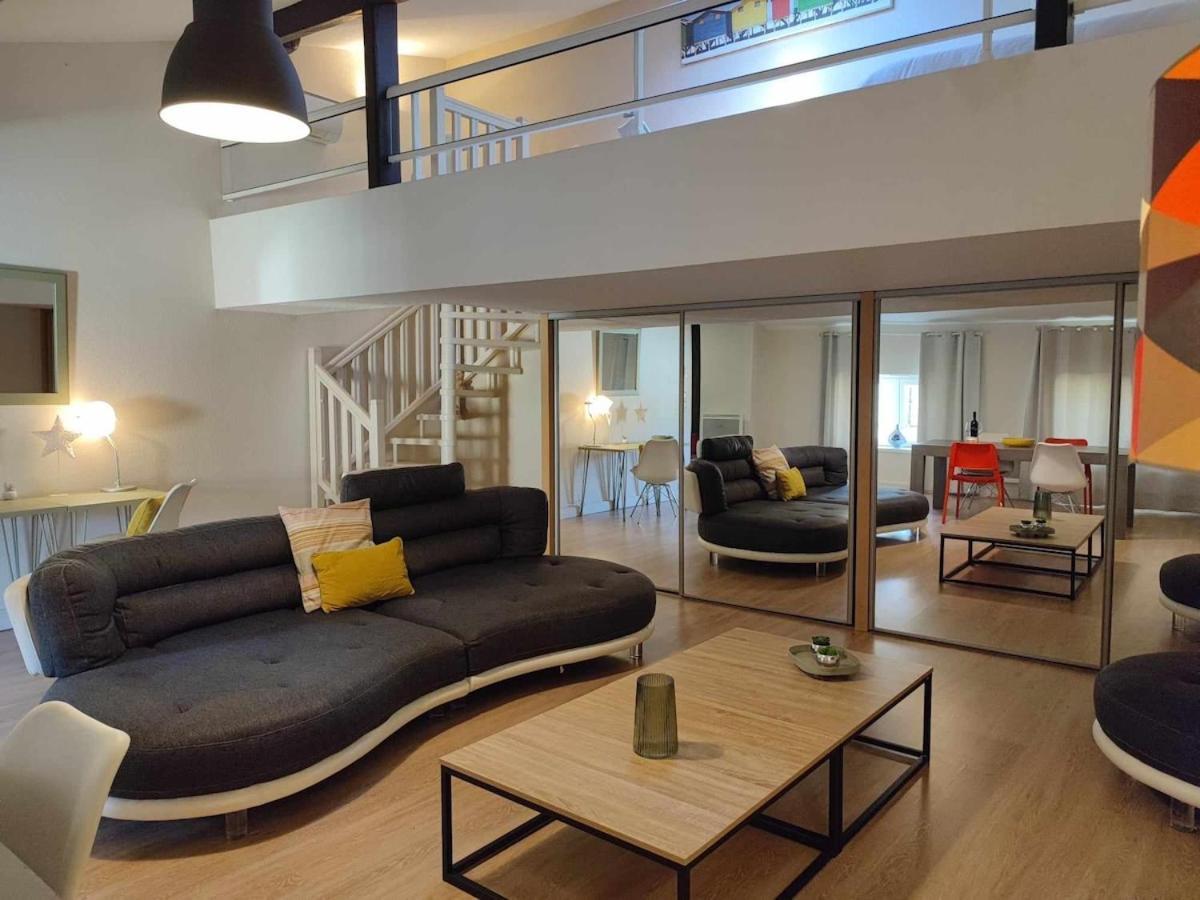 Апартаменты Charme De Victor Conciergeriedamecarcas Каркассон Экстерьер фото